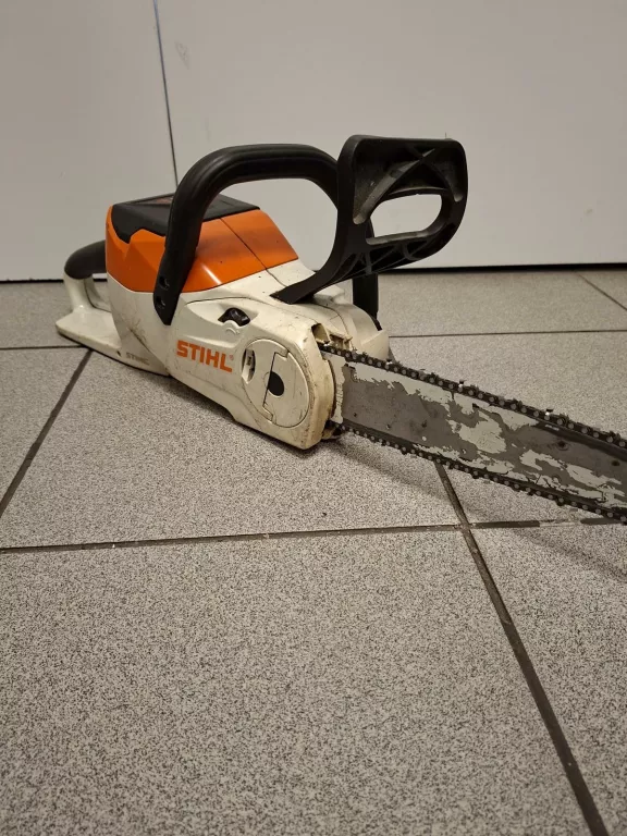 PILARKA ELEKTRYCZNA STIHL MSA 70 C-B ŁAD 2XAKU