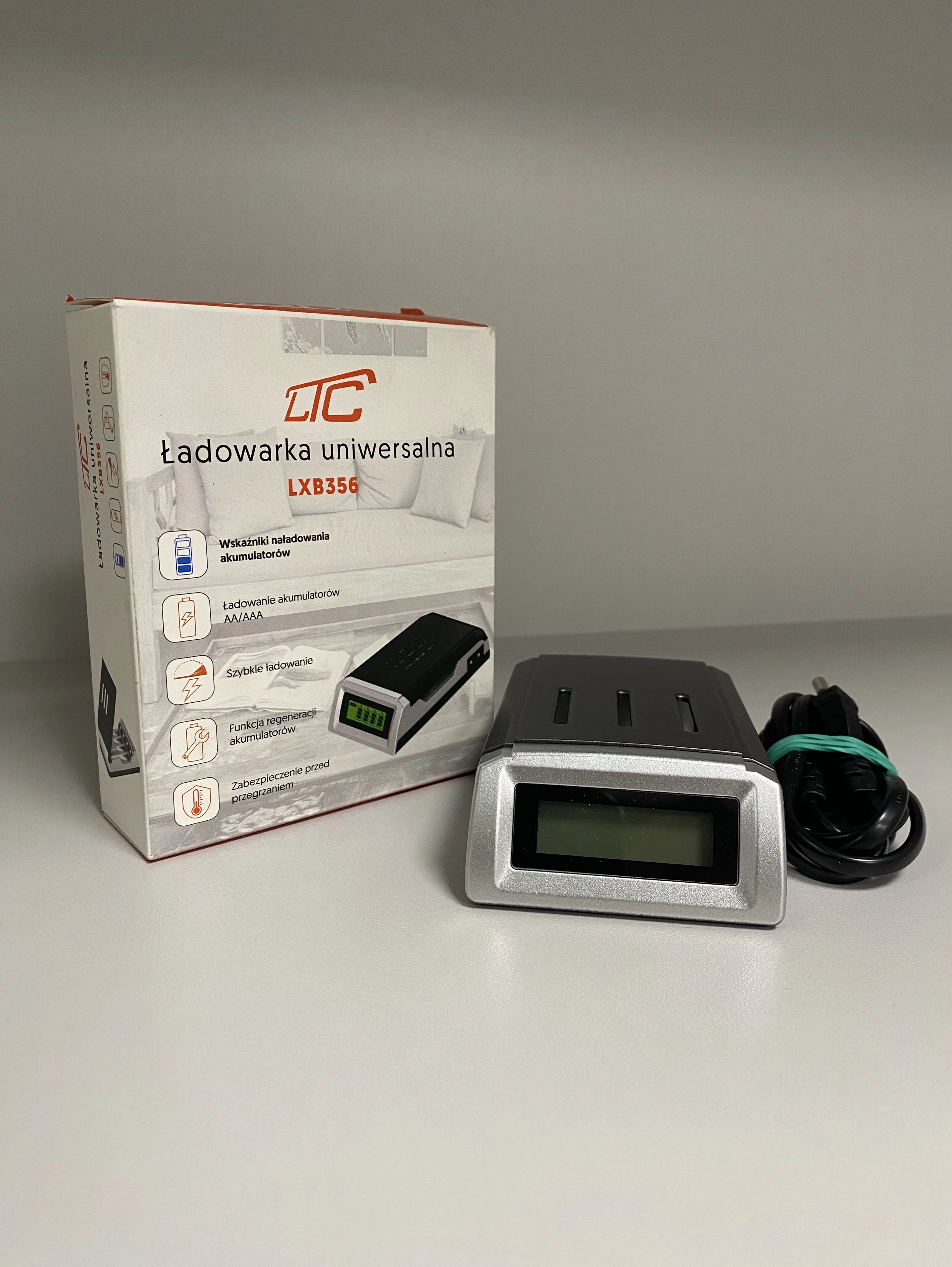 ladowarka-uniwersalna-lxb356-zestaw-rynek-27-ostrow