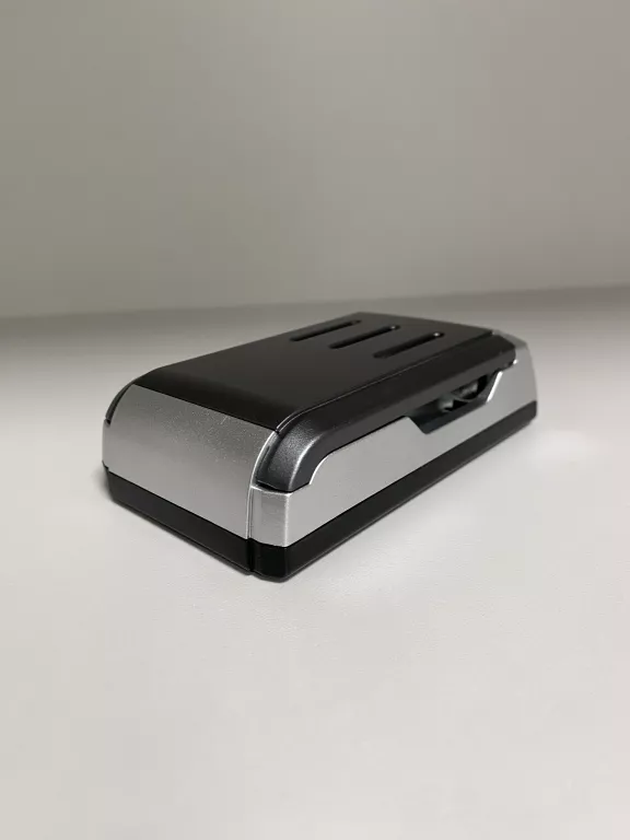 ladowarka-uniwersalna-lxb356-zestaw-model-b356-ladowarka-do-baterii-aa-aaa-akumulatorow