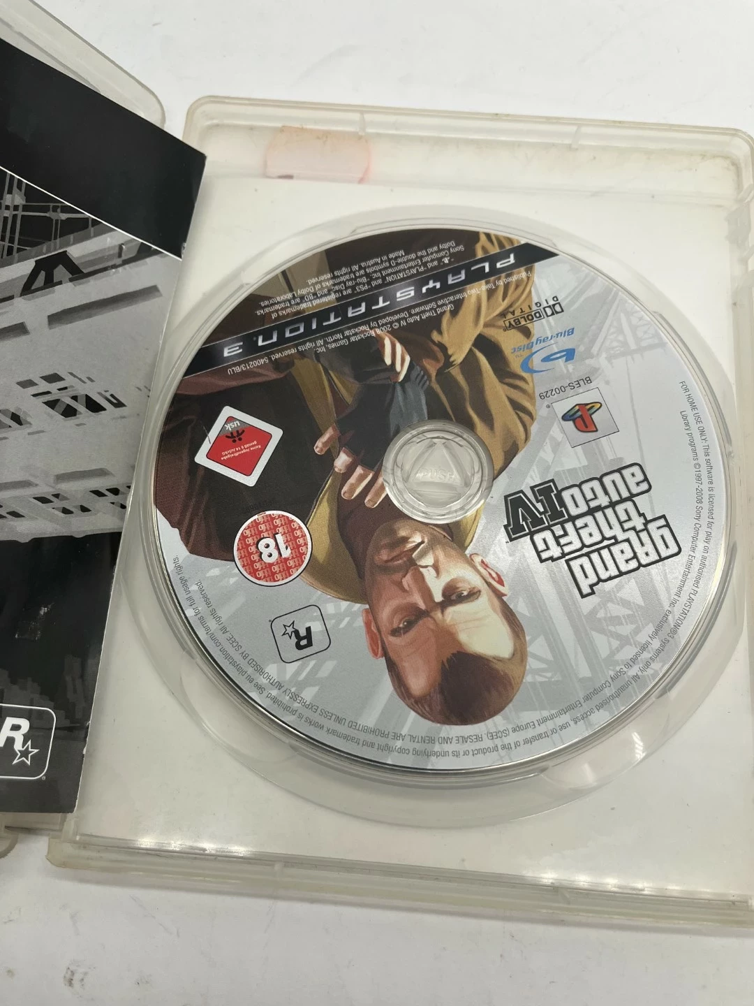 gra-ps3-gta4-grand-theft-auto-iv-stan-11323-2