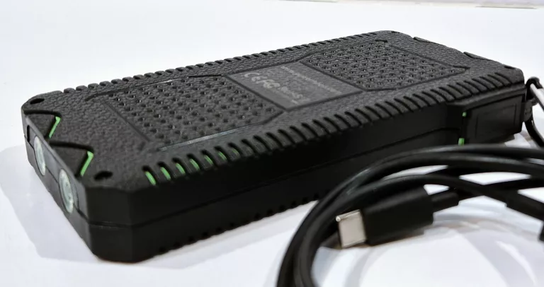 POWERBANK POWERNEED 12000MAH Z PANELEM SOLARNYM