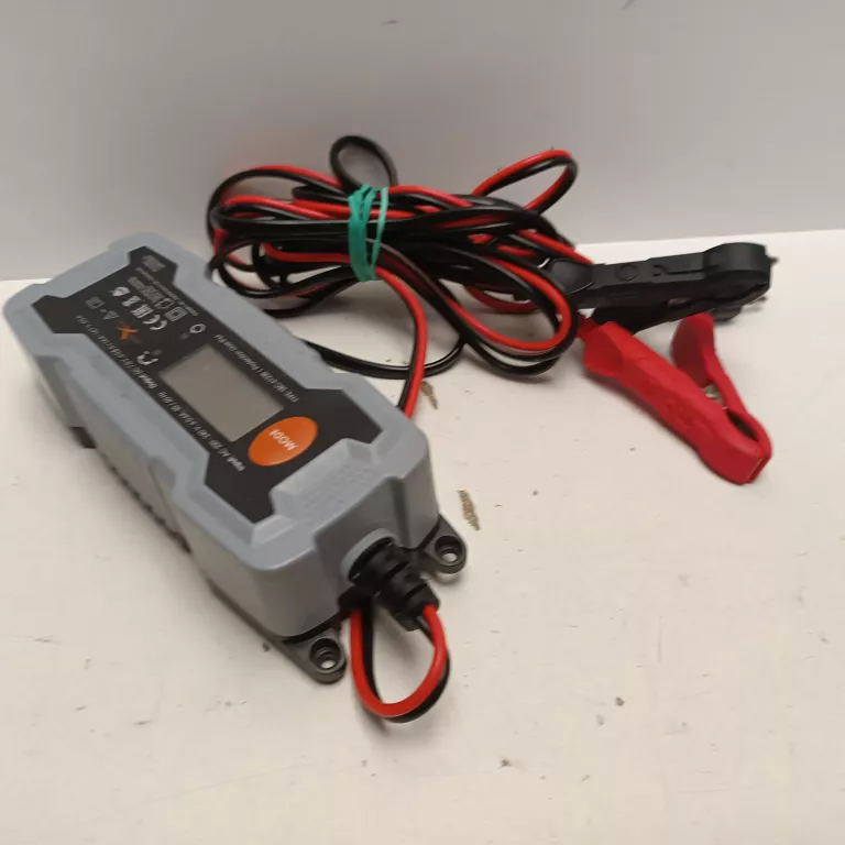 PROSTOWNIK - ŁADOWARKA DO AKUMULATORÓW 6-12V - SBC-61238