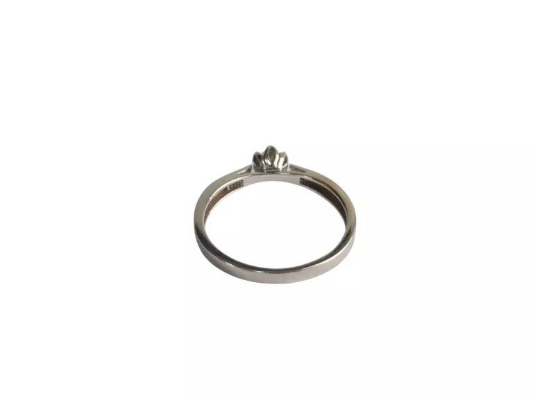 PIĘKNY ZŁOTY PIERŚCIONEK Z BRYLANTEM 0,20CT P.585 / W. 1,62G / R.13