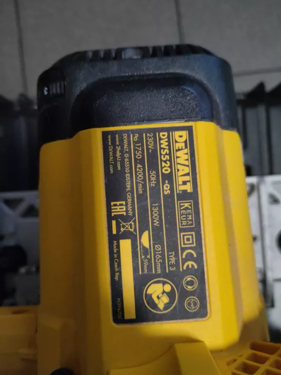 EWALT PILARKA TARCZOWA ZAGŁĘBIARKA 1300W 165MM DWS520KTR