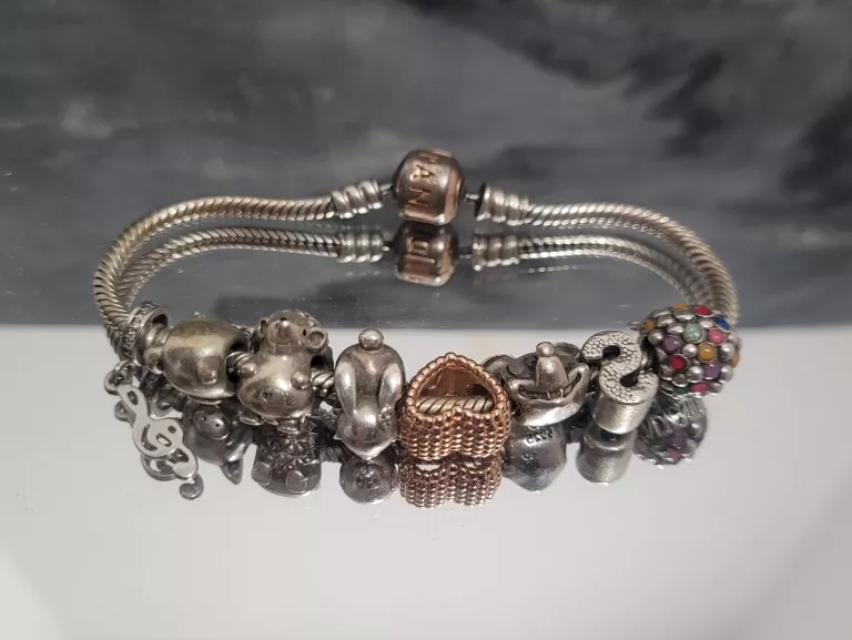 SREBRNA BRANSOLETKA PANDORA + 8 CHARMSÓW PR925 34,85 G