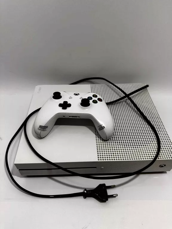KONSOLA XBOX ONE S 500GB + PAD