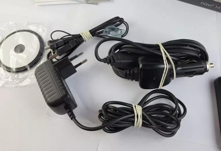 nawigacja-garmin-nuvi-1490-pudelko-okablowanie-model-nuvi-1490
