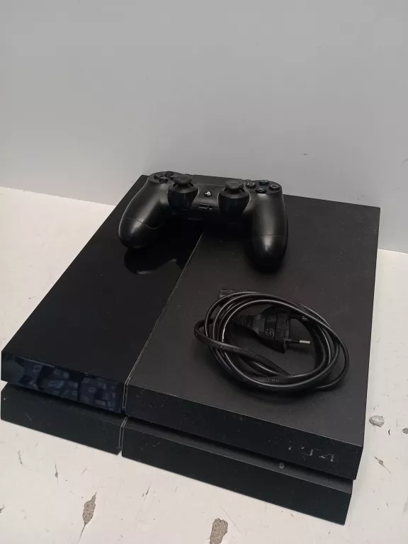 KONSOLA SONY PLAYSTATION 4 PS4 500GB CUH-1004A