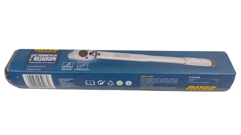 KLUCZ DYNAMOMETRYCZNY Z NASADKAMI NITEO TW330-21