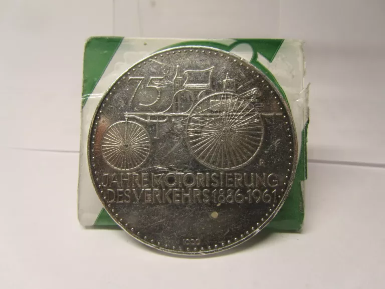 srebrny-medal-75-lat-daimler-benz-jahre-1886-1961-1000-kraj-250169-1798984