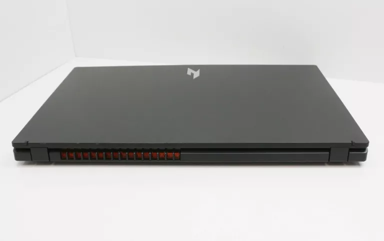 LAPTOP ACER NITRO V15 ANV15-41 15,6 " AMD RYZEN 5 16 GB / 512 GB CZARNY