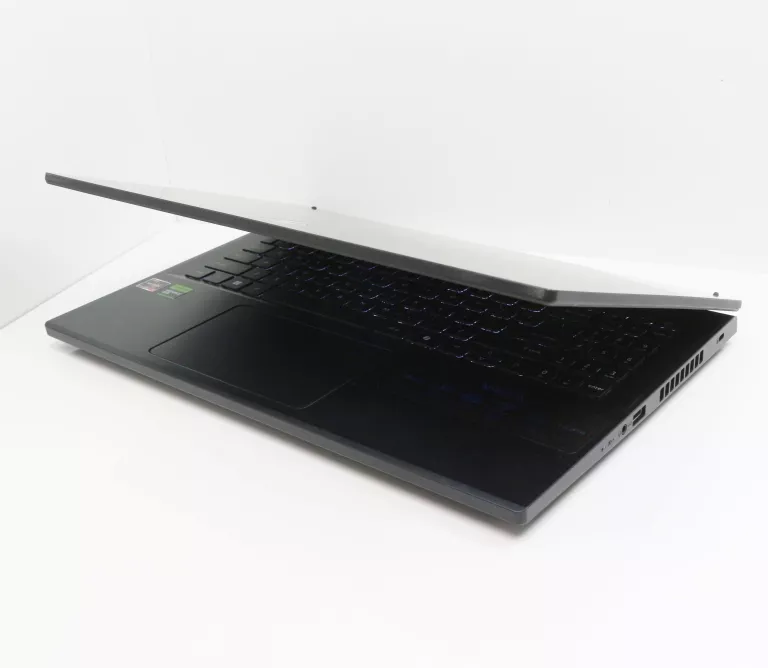 LAPTOP ACER NITRO V15 ANV15-41 15,6 " AMD RYZEN 5 16 GB / 512 GB CZARNY