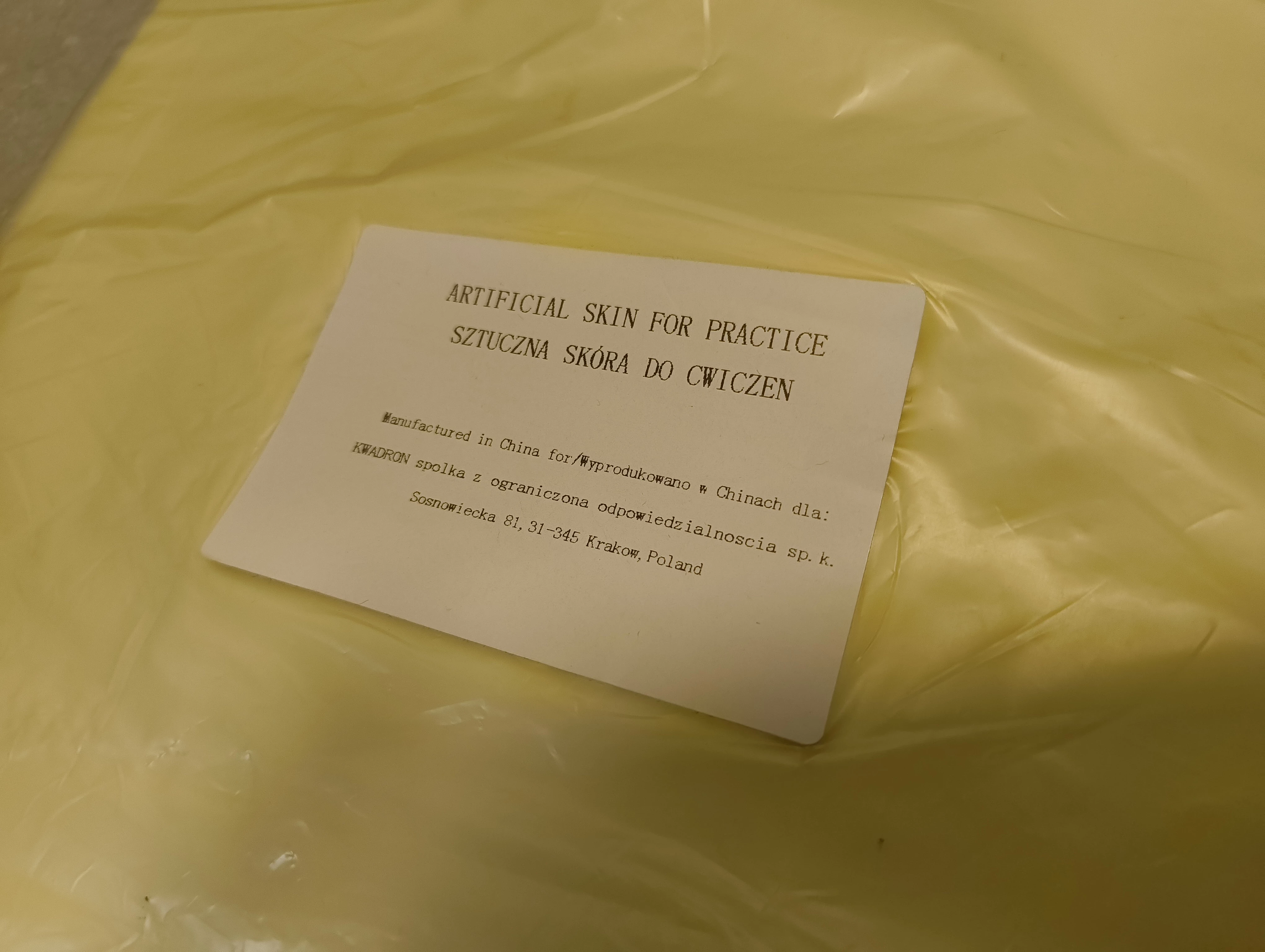 sztuczna-skora-do-cwiczen-kwadron-stan-11323-2