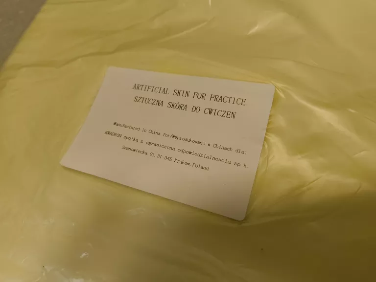 sztuczna-skora-do-cwiczen-kwadron-stan-11323-2