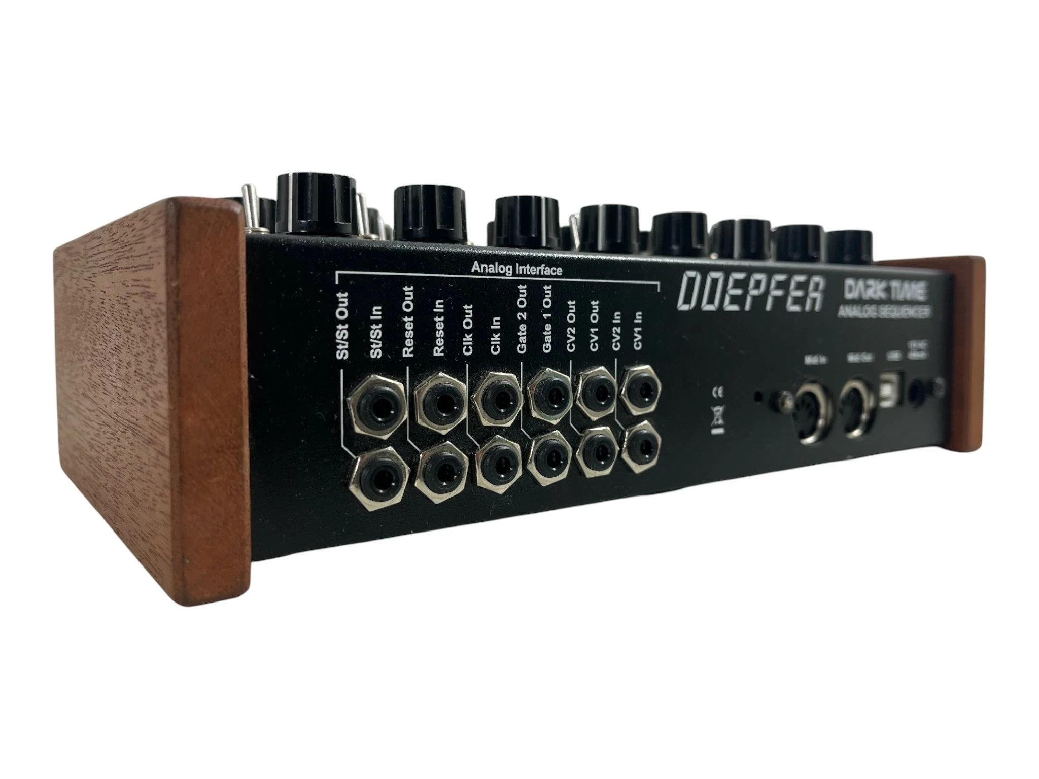 analogowy-sekwencer-krokowy-doepfer-dark-time-sequencer-w-box-swietojanska-82-gdynia-harbor