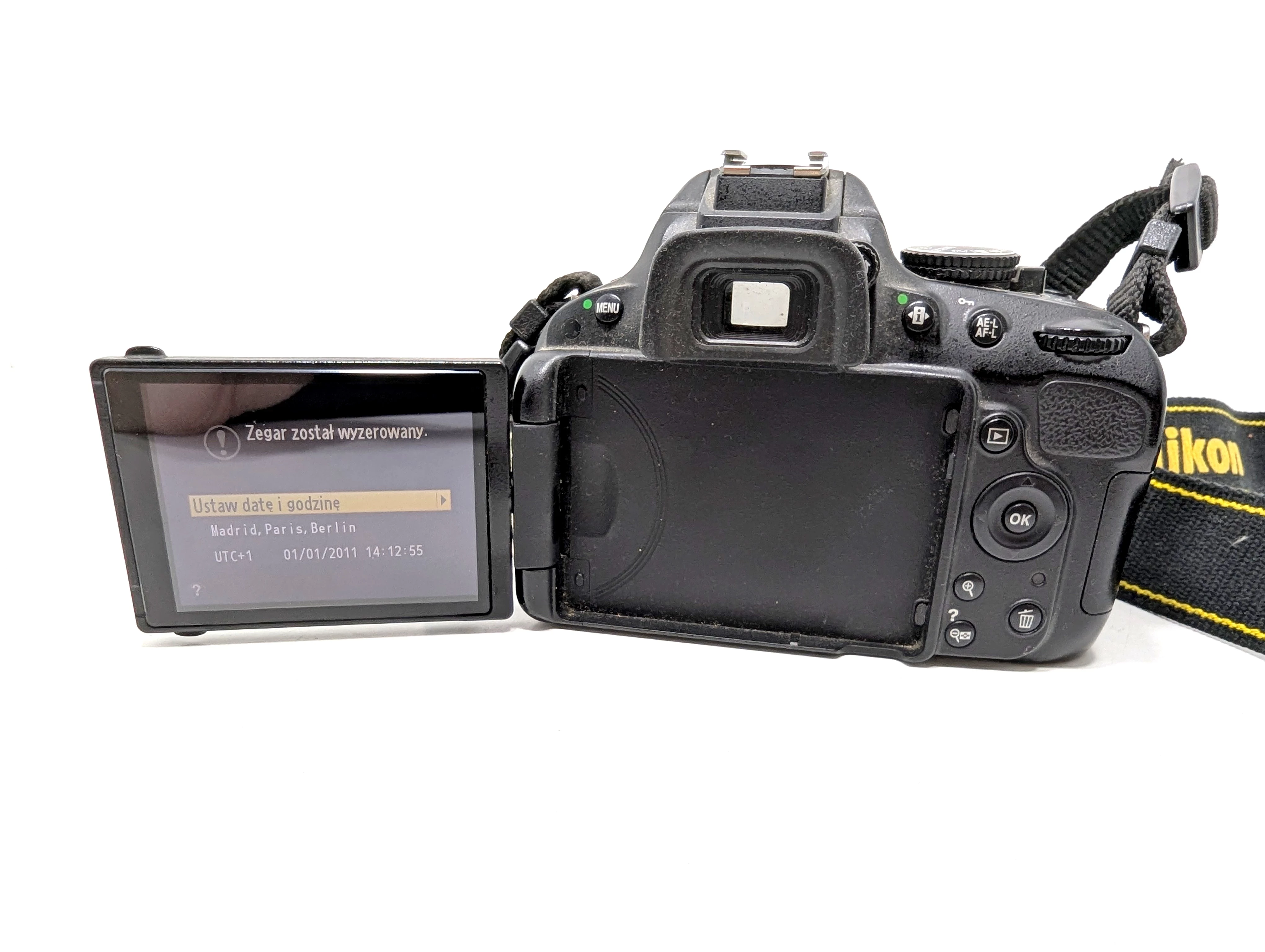 aparat-nikon-d5100-obiektyw-nikor-18-105-komplet-rozmiar-matrycy-206882-228774