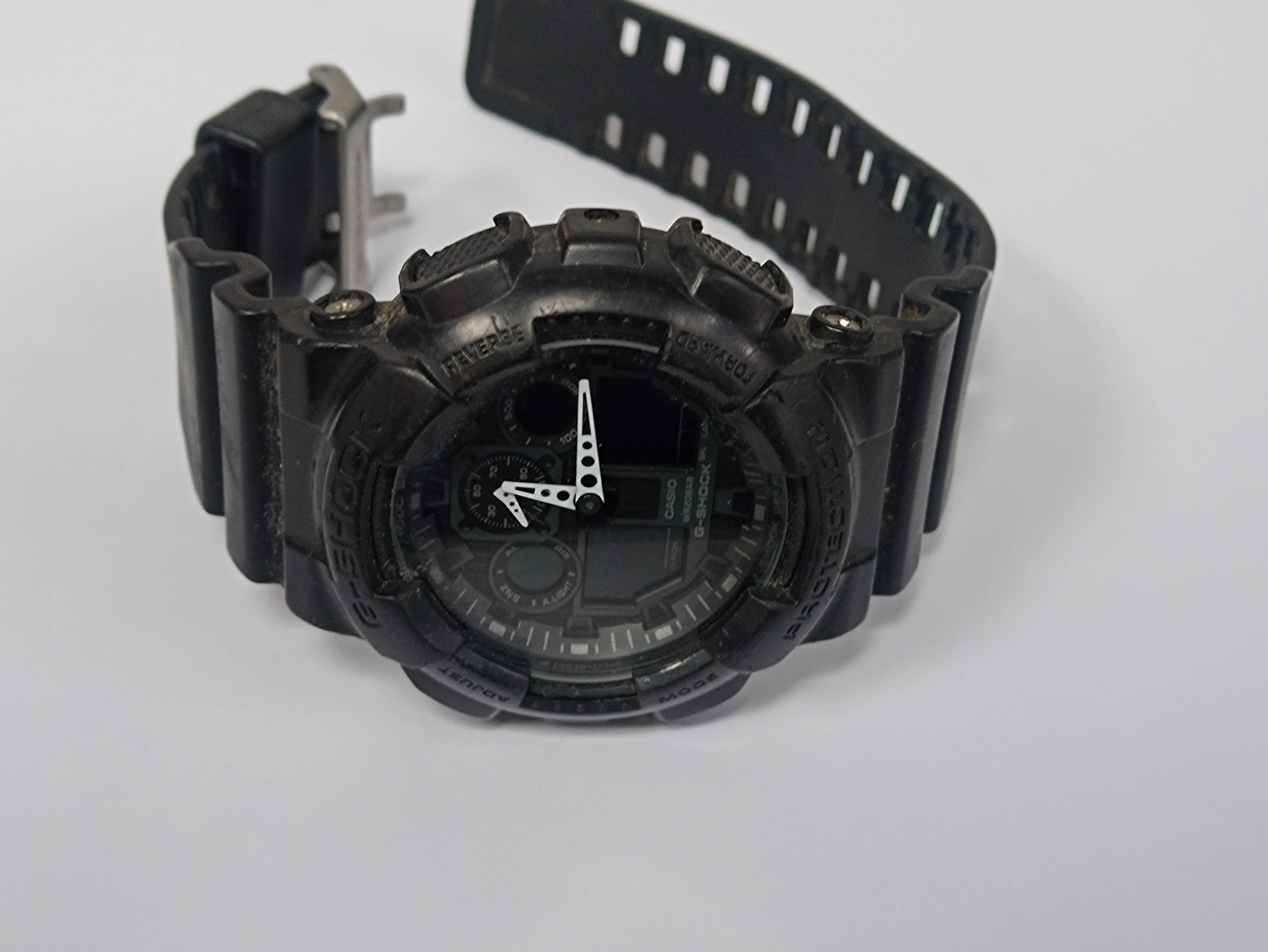 zegarek-meski-casio-g-shock-ga-100-ean-gtin-4971850443810