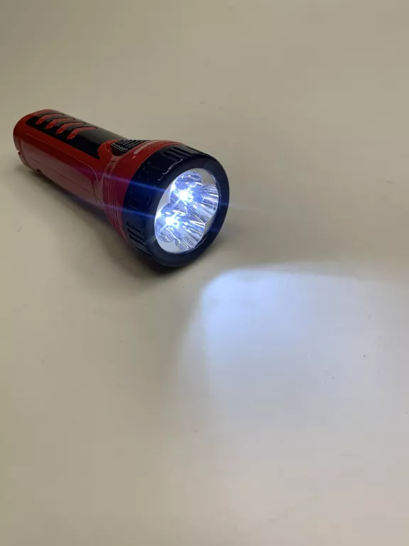 LATARKA AKUMULATOROWA LED TIROSS TS2226