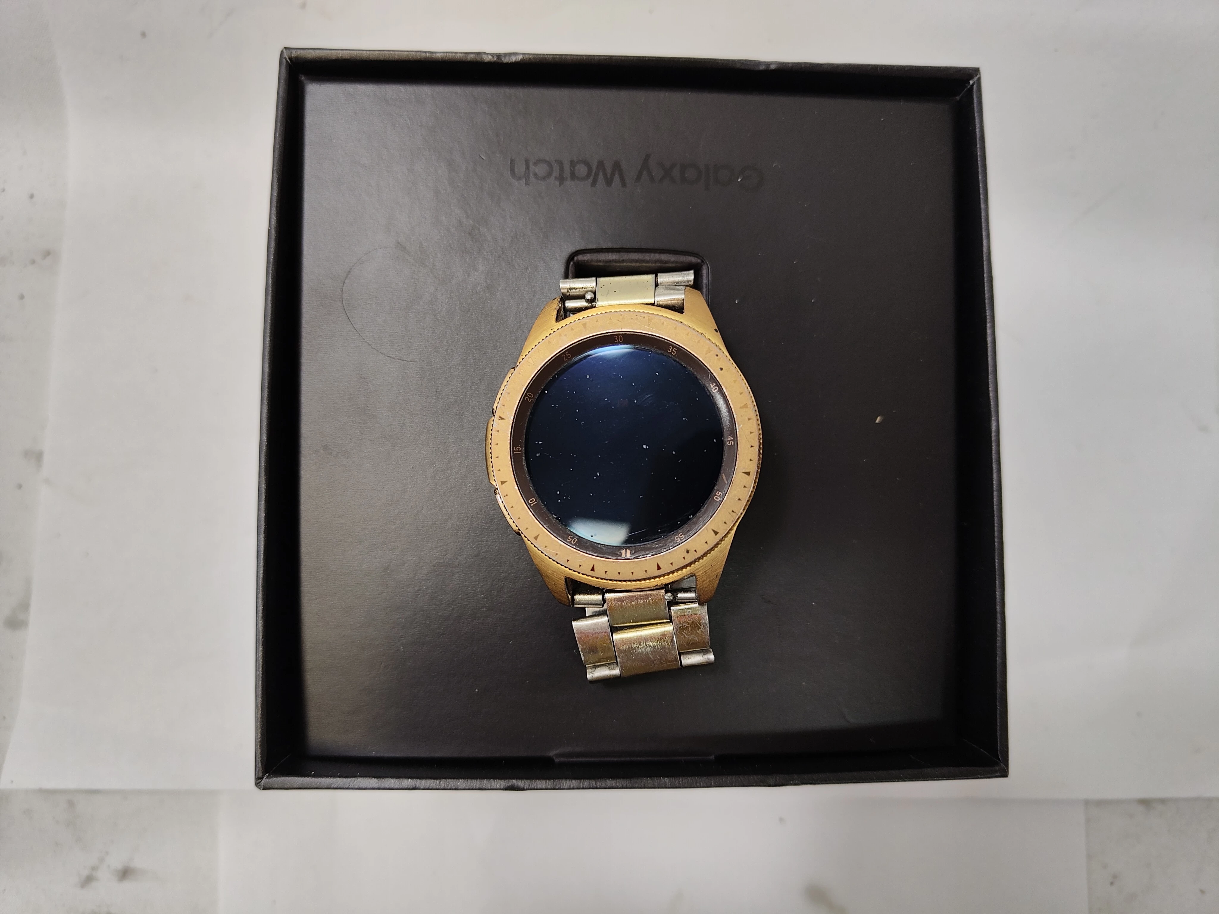 zegarek-smartwatch-samsung-galaxy-watch-sm-r810-42mm-zloty-pudelko-material-koperty-212886-258010