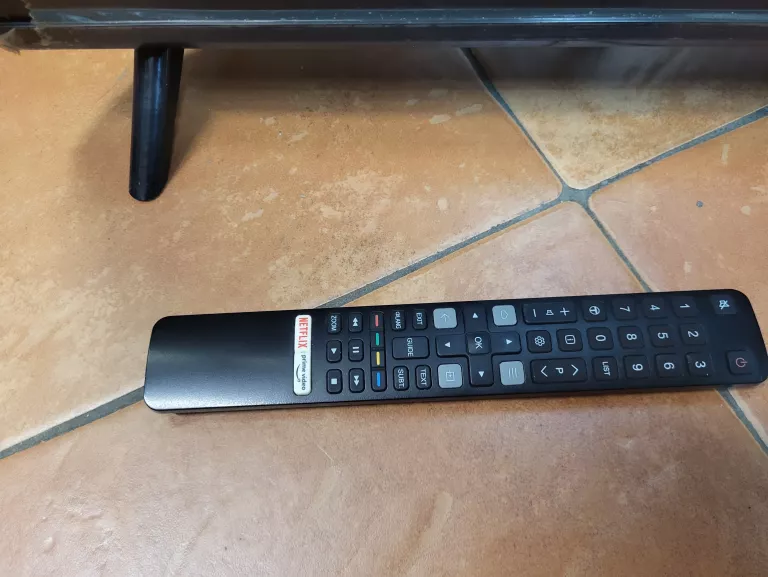 TELEWIZOR TCL 40S5400A + PILOT