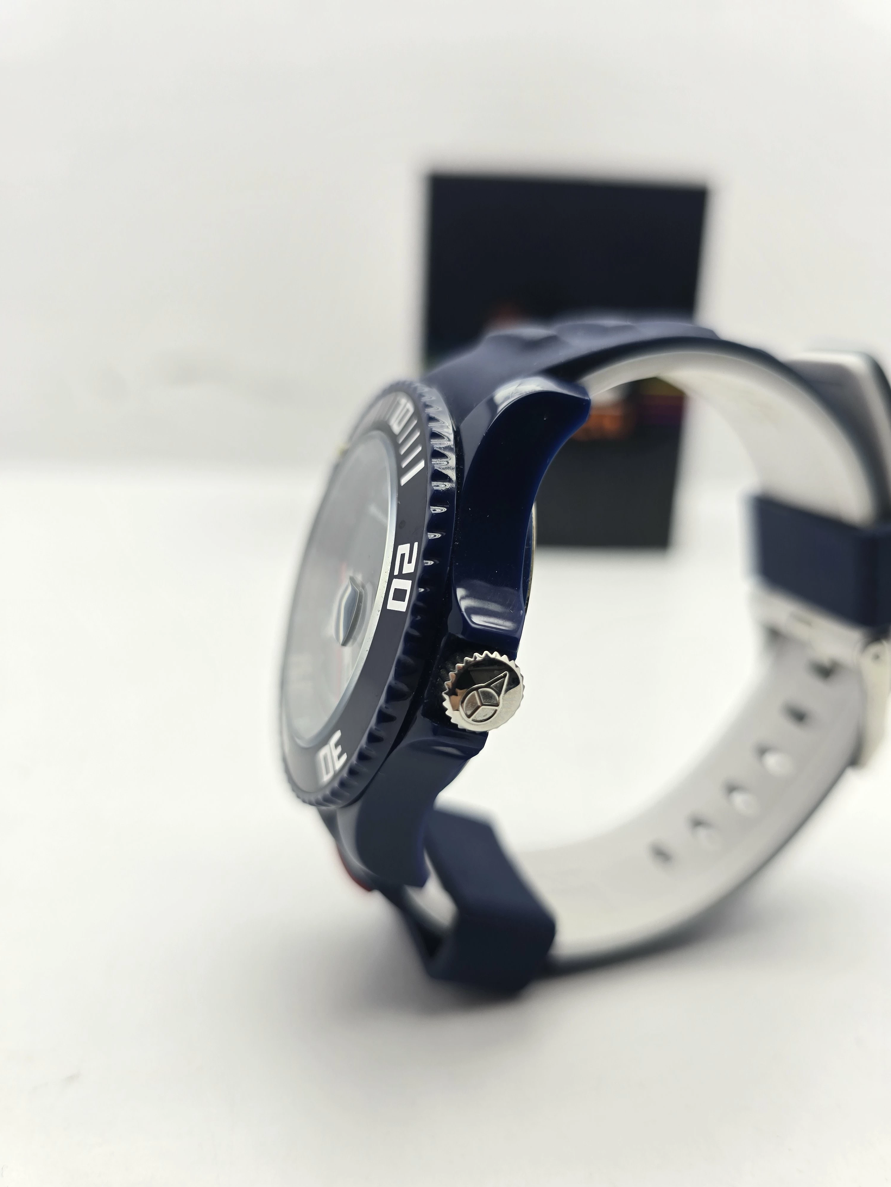 ice-watch-bmw-bmsidbebs13-material-paska-129219-3