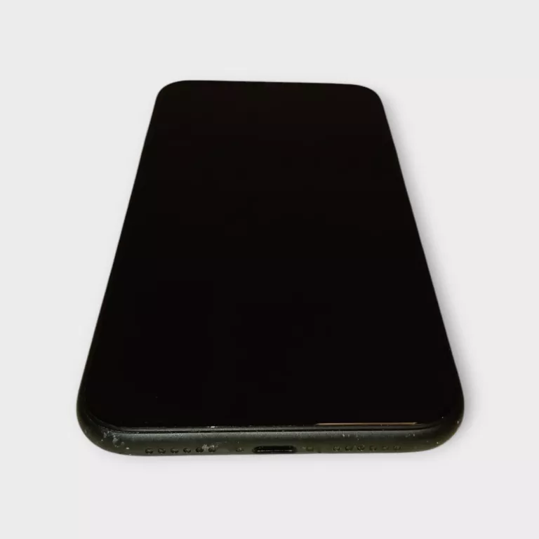 TELEFON  APPLE IPHONE 11 64GB 70%