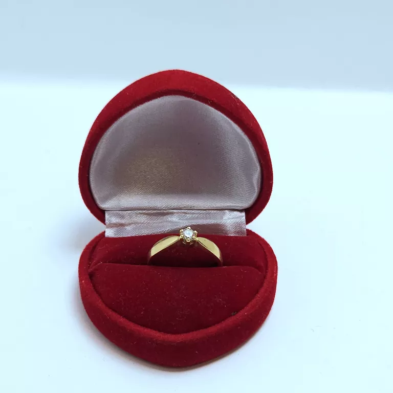 PIĘKNY KLASYCZNY ZŁOTY PIERŚCIONEK P.585 2,06 G R.12