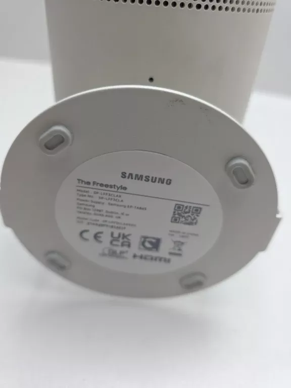 PROJEKTOR LED SAMSUNG THE FREESTYLE (SM-LFF3CLAX)