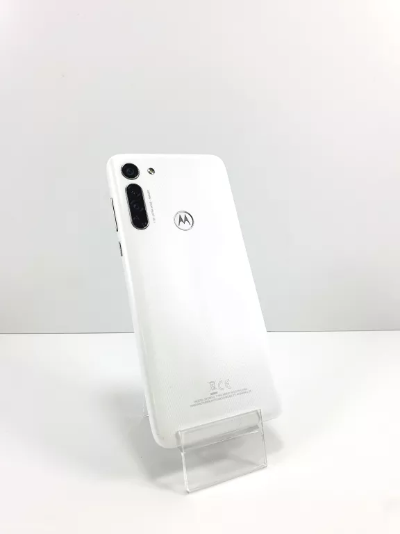 telefon-motorola-moto-g8-464gb-xt2045-bialy-przekatna-ekranu-640