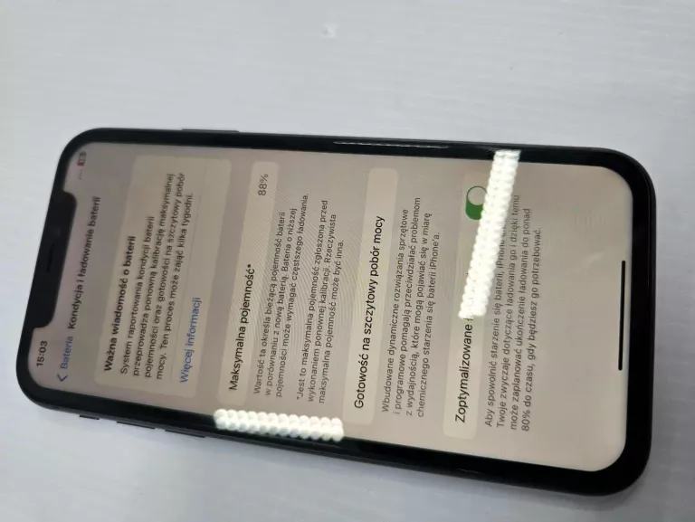 SMARTFON APPLE IPHONE 11 4 GB / 128 GB 4G (LTE) CZARNY