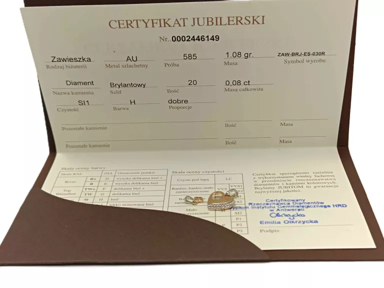 zloty-wisiorek-z-diamentem-material-15835-2