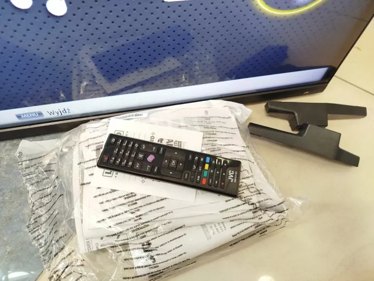 TELEWIZOR JVC 32 LED TV LT-323VH4300