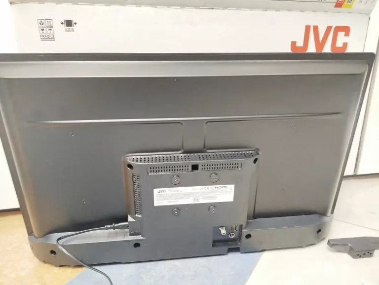 TELEWIZOR JVC 32 LED TV LT-323VH4300