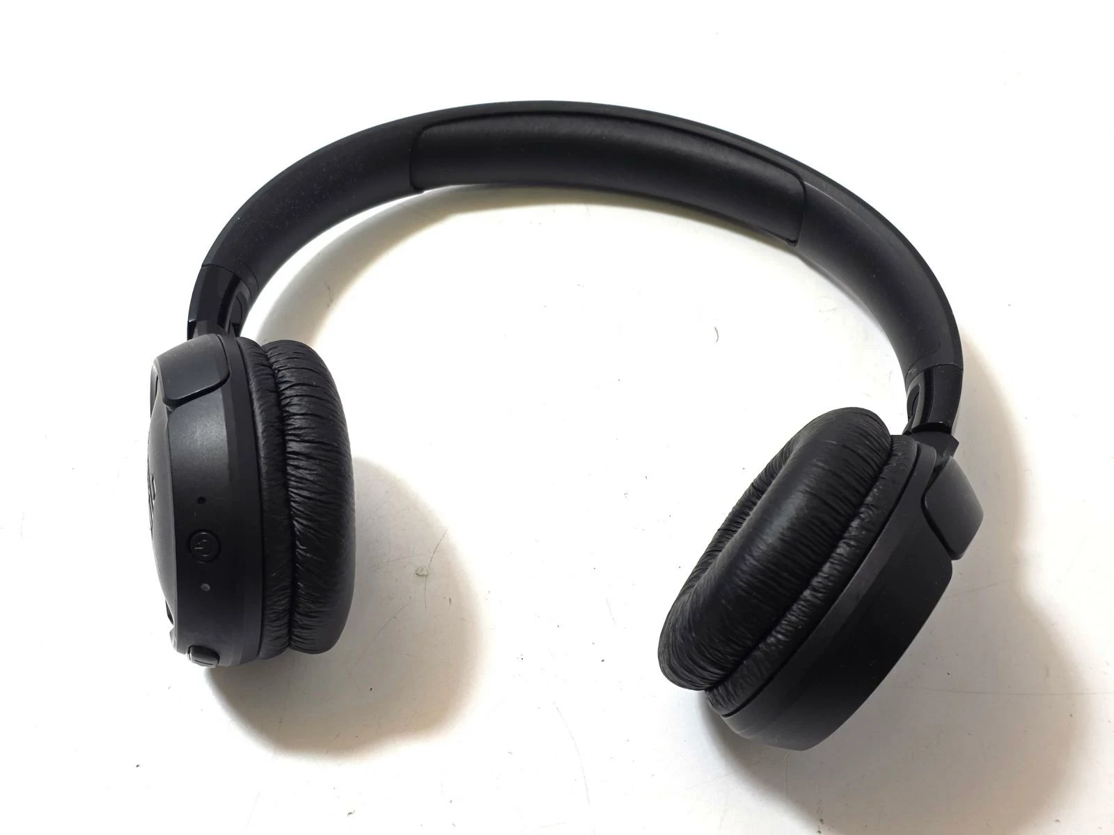 sluchawki-bezprzewodowe-jbl-tune-bt520bt-stan-11323-2