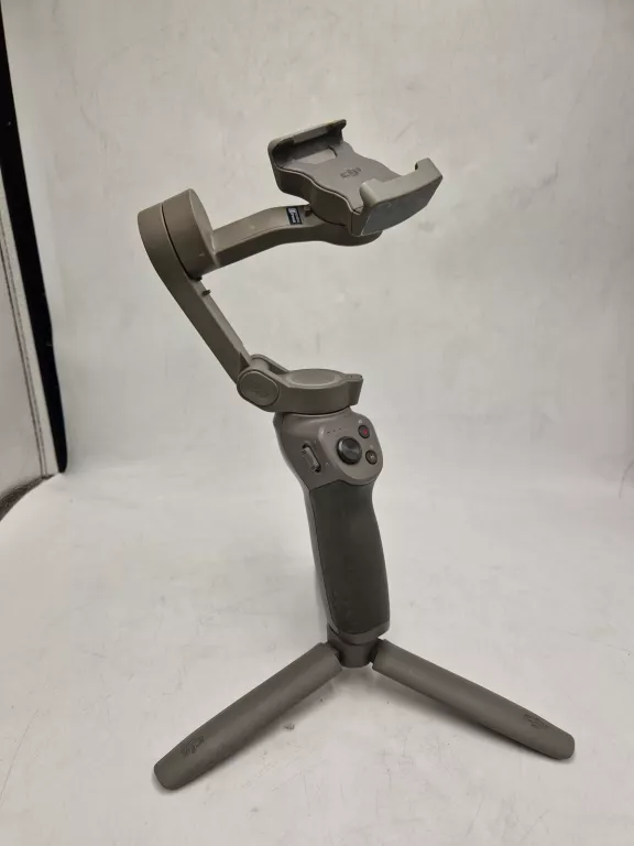 STABILIZATOR ELEKTRONICZNY DJI OSMO MOBILE 3