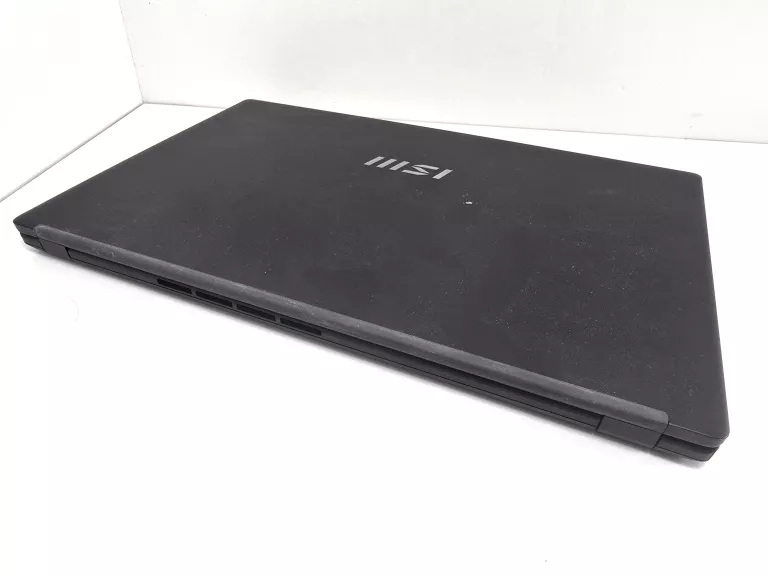 LAPTOP MSI MODERN 15 15,6 " INTEL CORE I5-1155G7 / 8 GB / 512