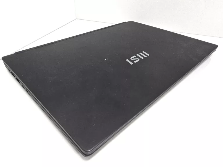 LAPTOP MSI MODERN 15 15,6 " INTEL CORE I5-1155G7 / 8 GB / 512