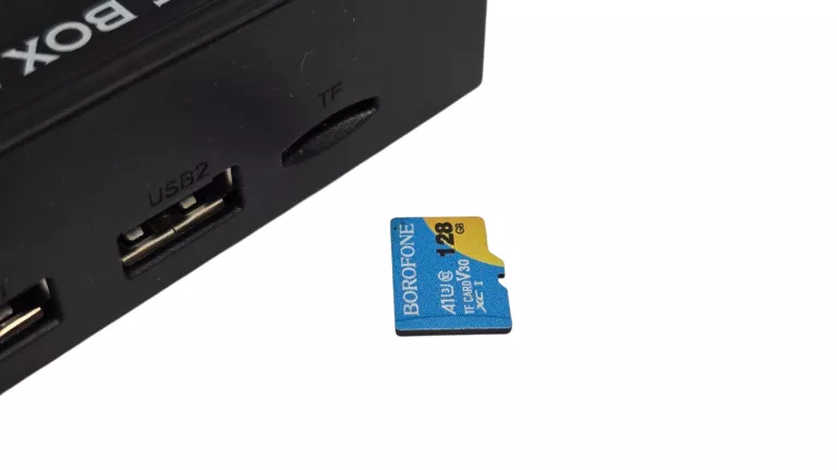 KONSOLA RETRO GAMEBOX PLUS 128GB