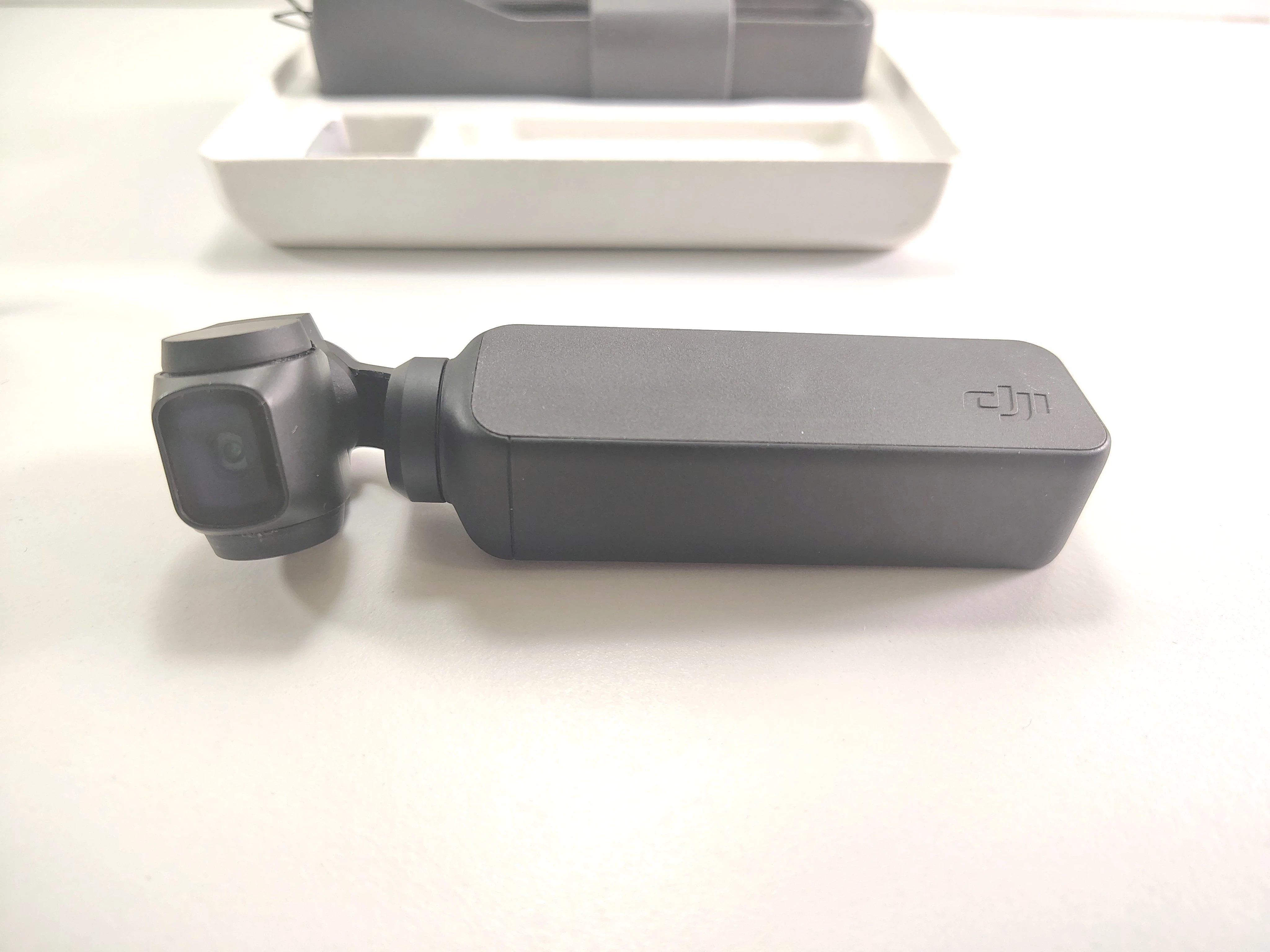 kamera-sportowa-dji-osmo-pocket-ot110-akcesoria-ean-gtin-6958265178849