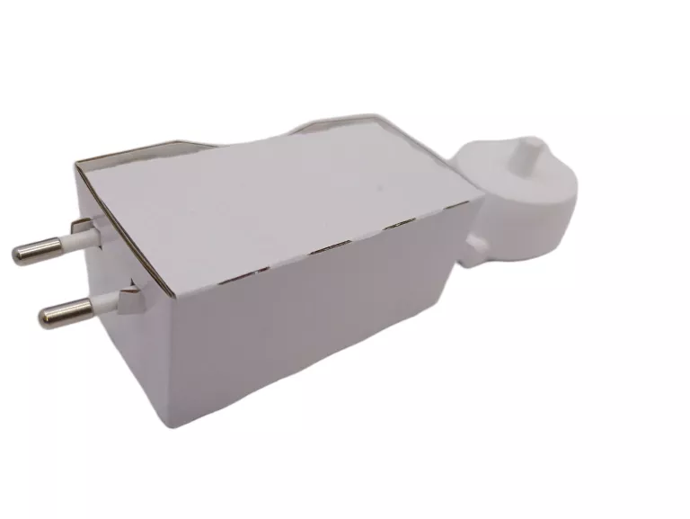 SZCOTECZKA ORAL-B IO SERIES 2 JAK NOWA