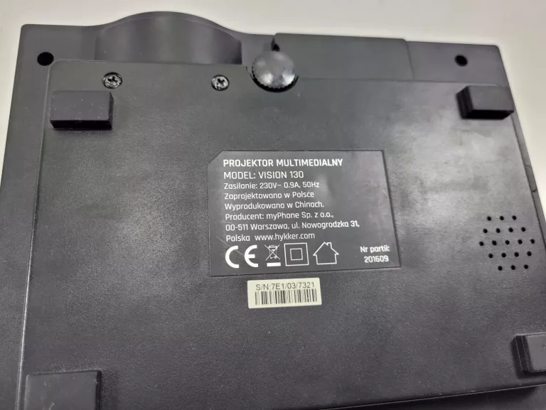 hykker-projektor-vision-130-czarny-kod-producenta-vision-130