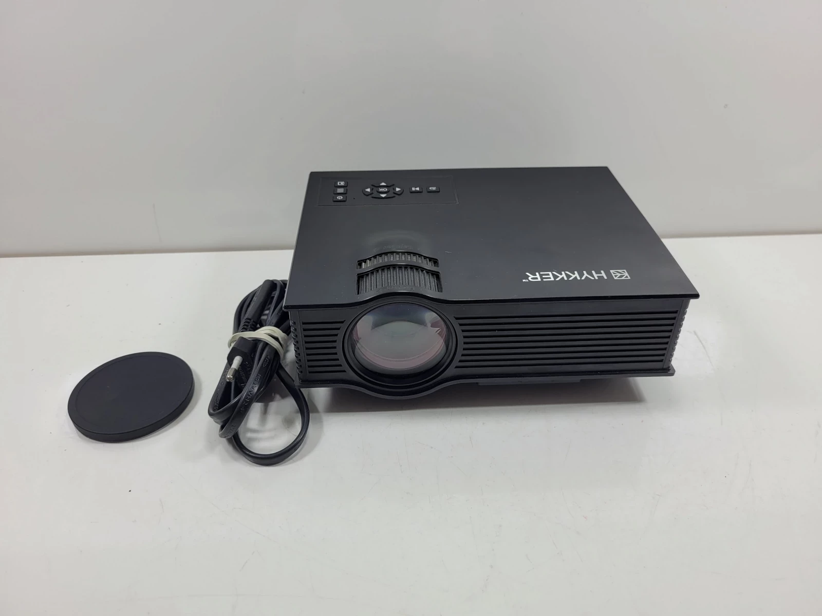 hykker-projektor-vision-130-czarny-poznanska-15-wronki