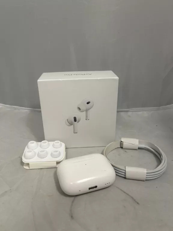 APPLE AIRPODS 2 PRO PUDEŁKO + ŁADOWARKA