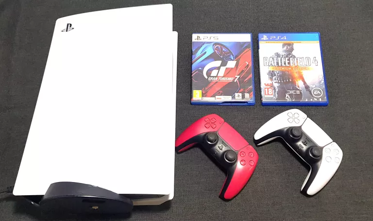KONSOLA PLAYSTATION 5 CFI-1116A 2 PADY+ 2 GRY GRAN TURISMO 7 BATTLEFIELD 4