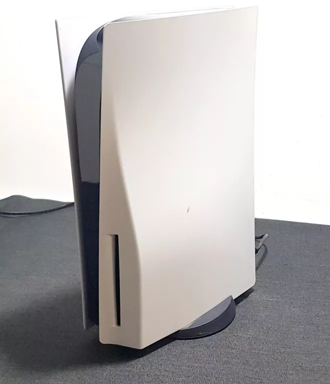 KONSOLA PLAYSTATION 5 CFI-1116A 2 PADY+ 2 GRY GRAN TURISMO 7 BATTLEFIELD 4