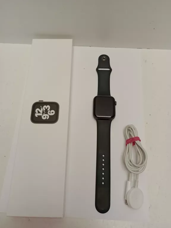 ZEGAREK APPLE SE WATCH 44MM A2352/PUD