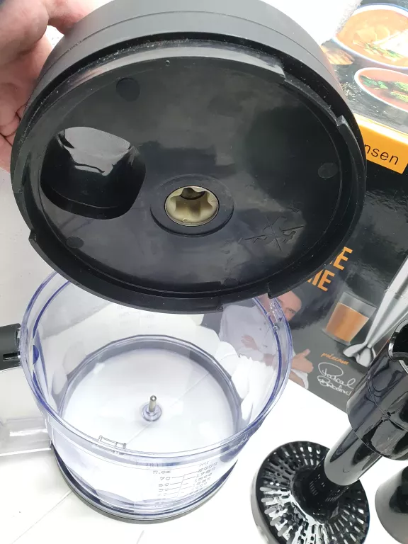 BLENDER RĘCZNY GOTZE & JENSEN HB950K 1000 W CZARNY Z KRAJARKĄ W KOSTKĘ