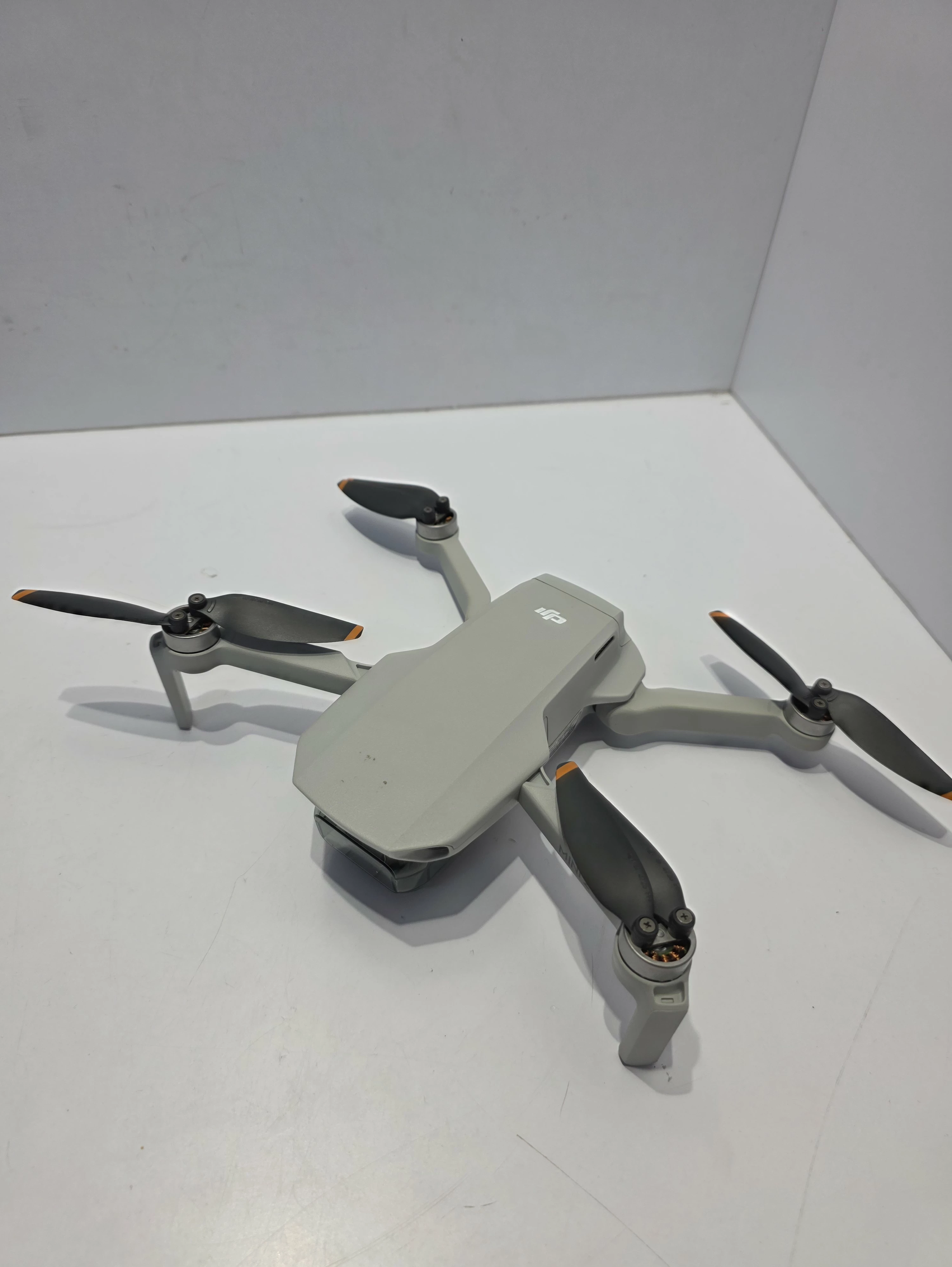 dron-dji-mini-2-combo-marka-248811-1136865