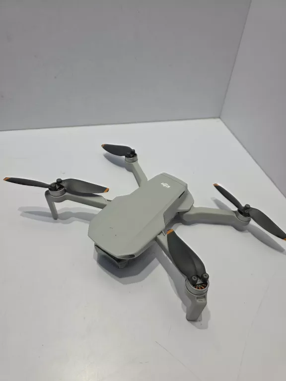 dron-dji-mini-2-combo-marka-248811-1136865
