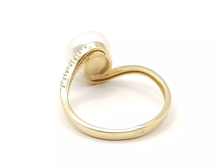 ZŁOTY PIERŚCIONEK PERŁA 2,82G R16 P585